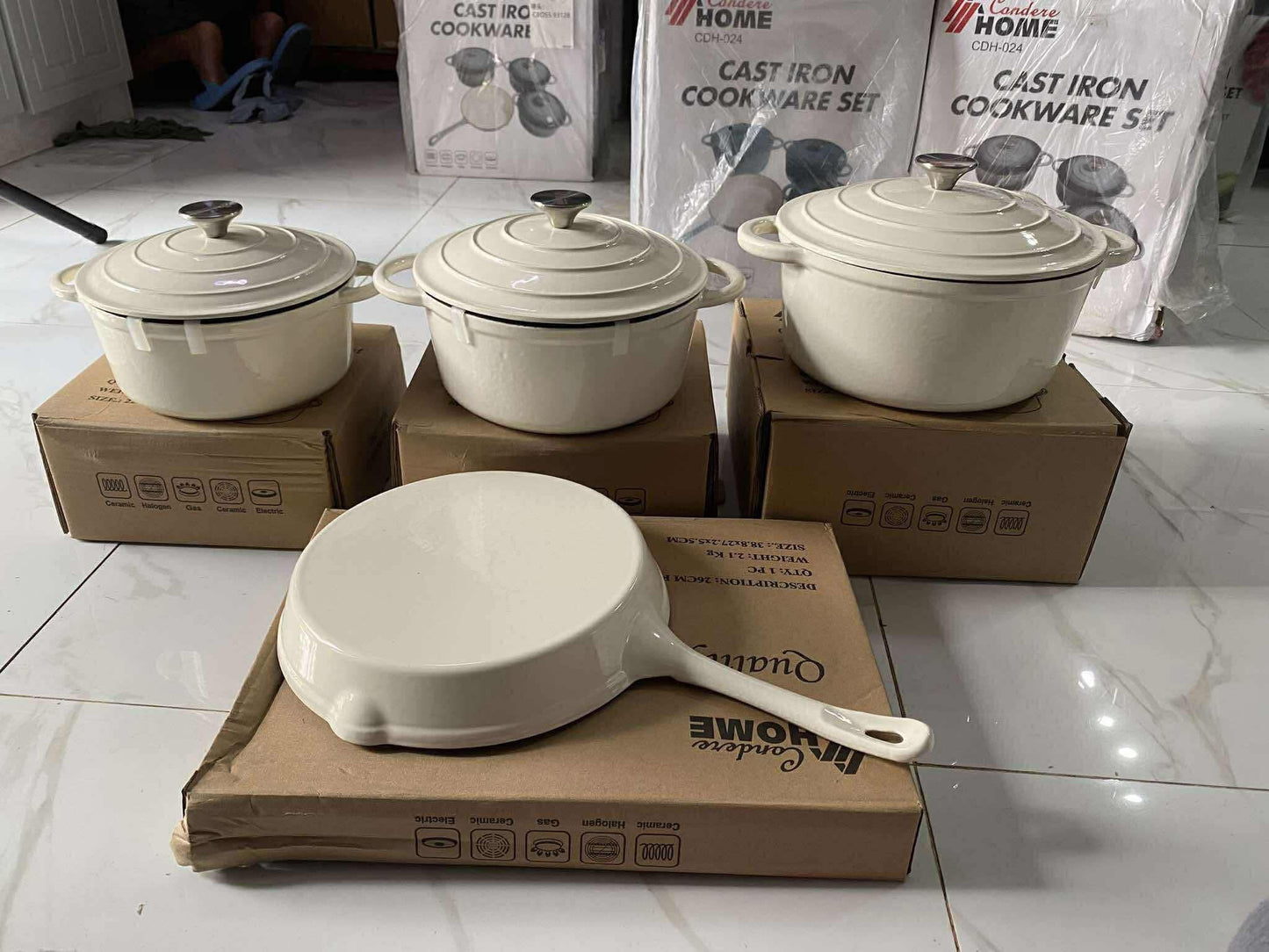 CAST IRON COOKWARE Set of 7pcs