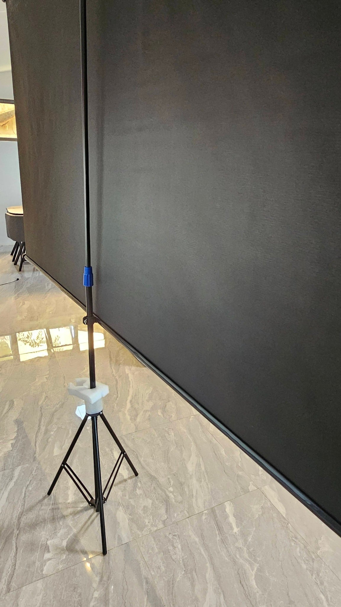 Projector Screen, 100inches, 16:9 ratio