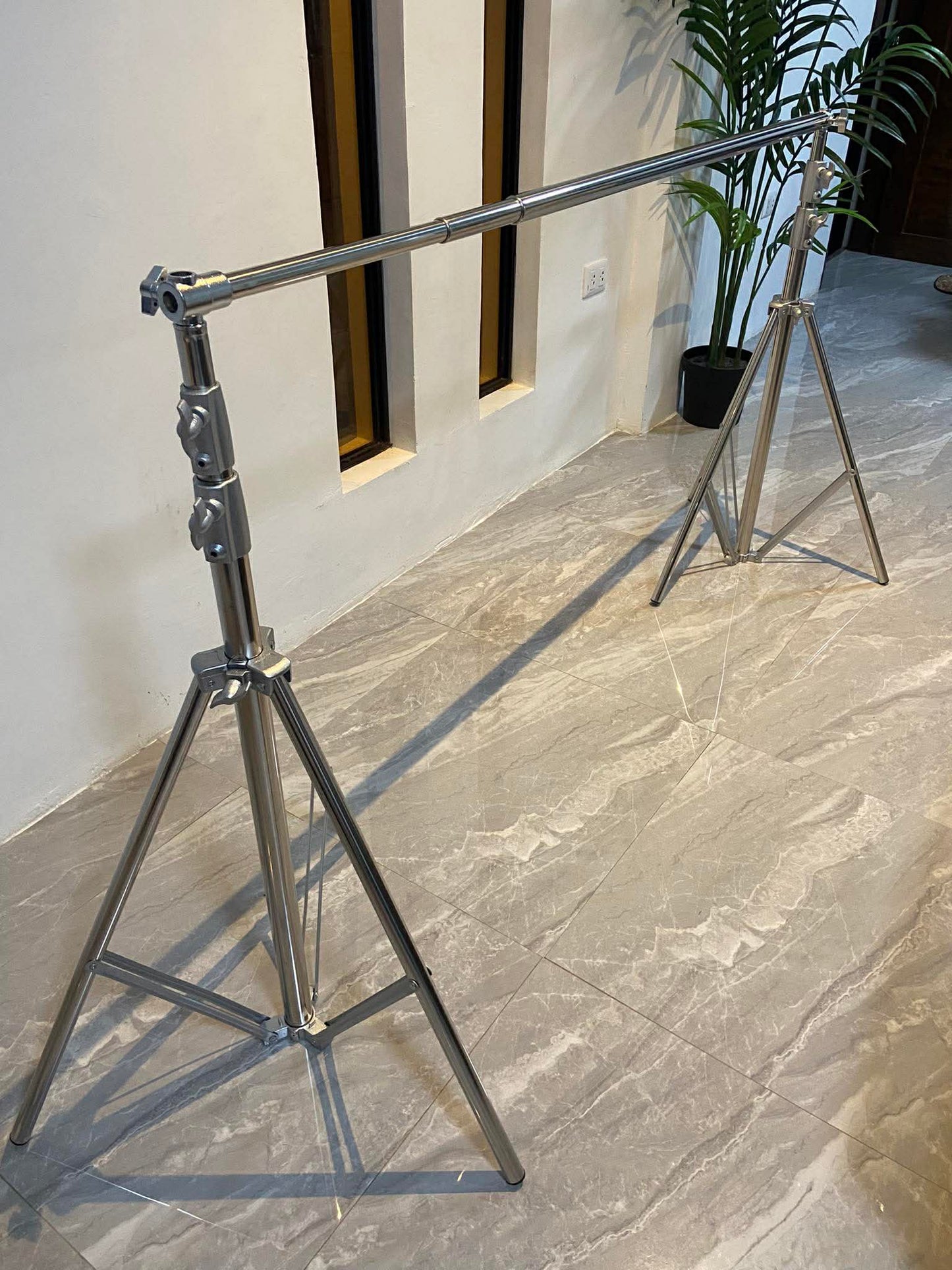 2.8m x 3m (9ft x 10ft) Stainless Steel Telescopic Backdrop Stand Support